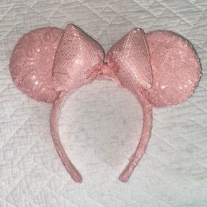 Sequin Minnie Mouse ears